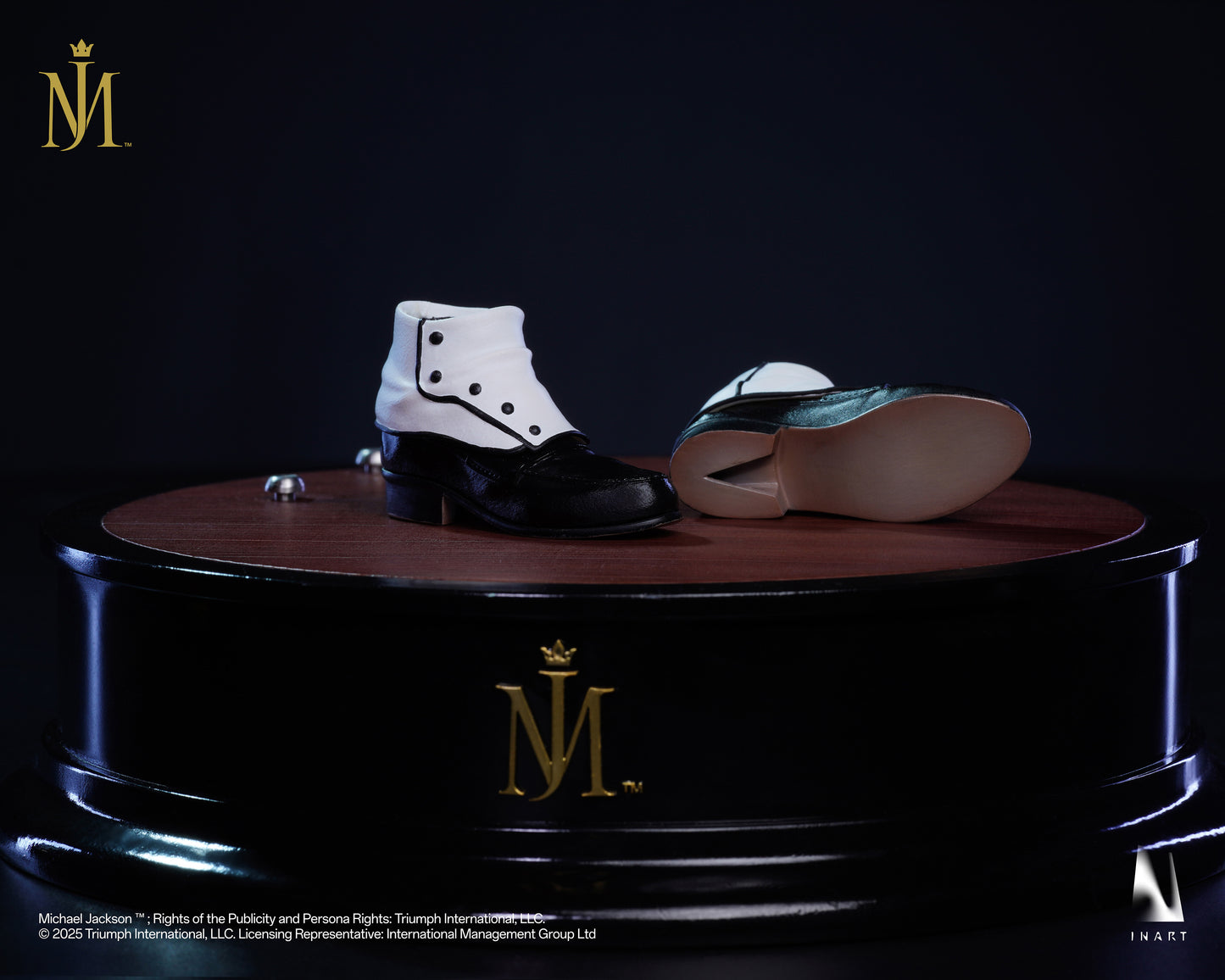PRE-ORDER INART- Michael Jackson “Smooth Criminal” 1/6 Collectible Figure