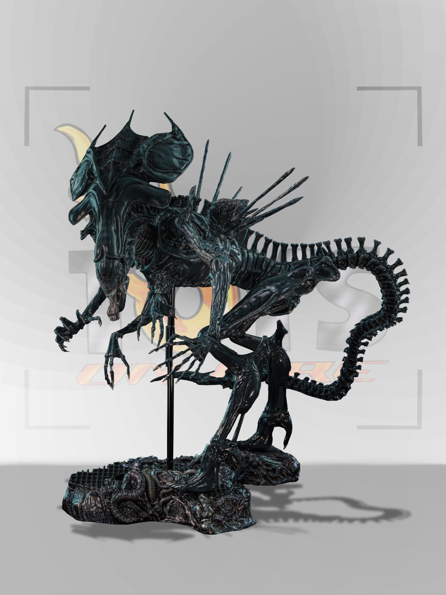 PRE-ORDER HOT TOYS MMS903 ALIENS - ALIEN QUEEN 1/6TH COLLECTIBLE FIGURE