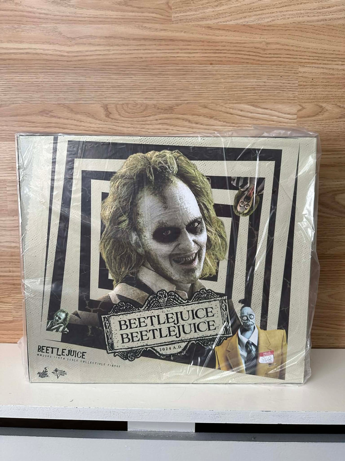 READY TO SHIP 🔥 HOT TOYS MMS767 BEETLEJUICE ACTION FIGURE