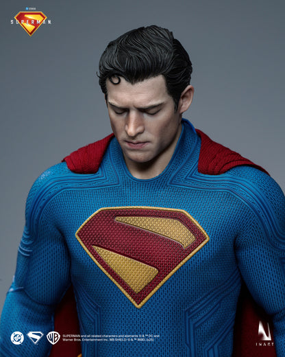 PRE-ORDER INART Superman (2025) - Superman 1/6 Collectible Figure