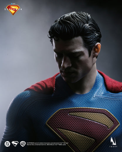 PRE-ORDER INART Superman (2025) - Superman 1/6 Collectible Figure