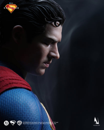 PRE-ORDER INART Superman (2025) - Superman 1/6 Collectible Figure
