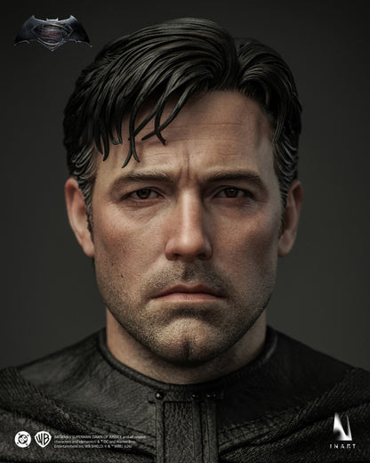 PRE-ORDER INART — Batman v Superman: Dawn of Justice - Batman 1/6 Collectible Figure