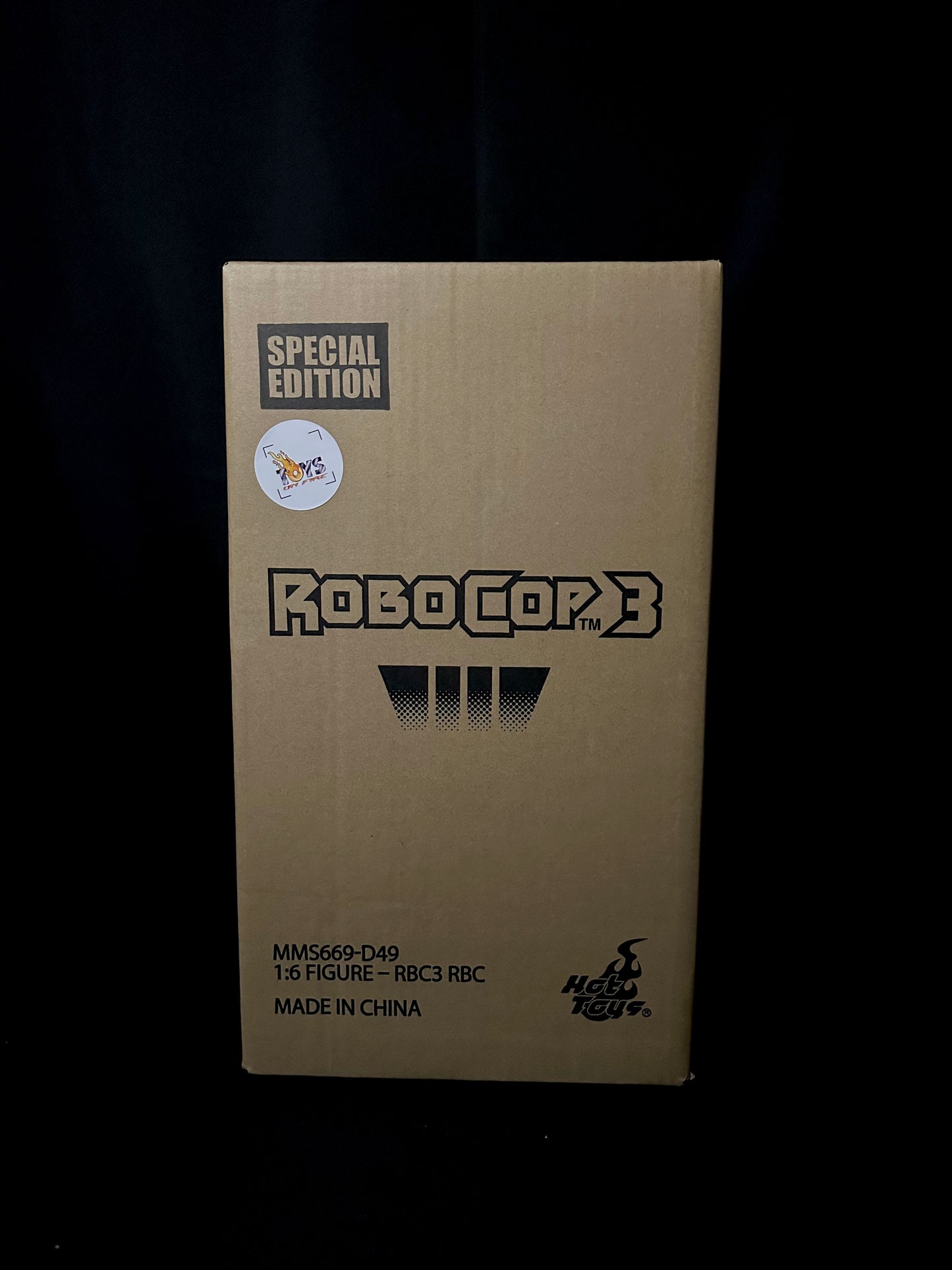 Hot Toys MMS669D49B RoboCop 1/6 Scale Collectible Figure Special Edition