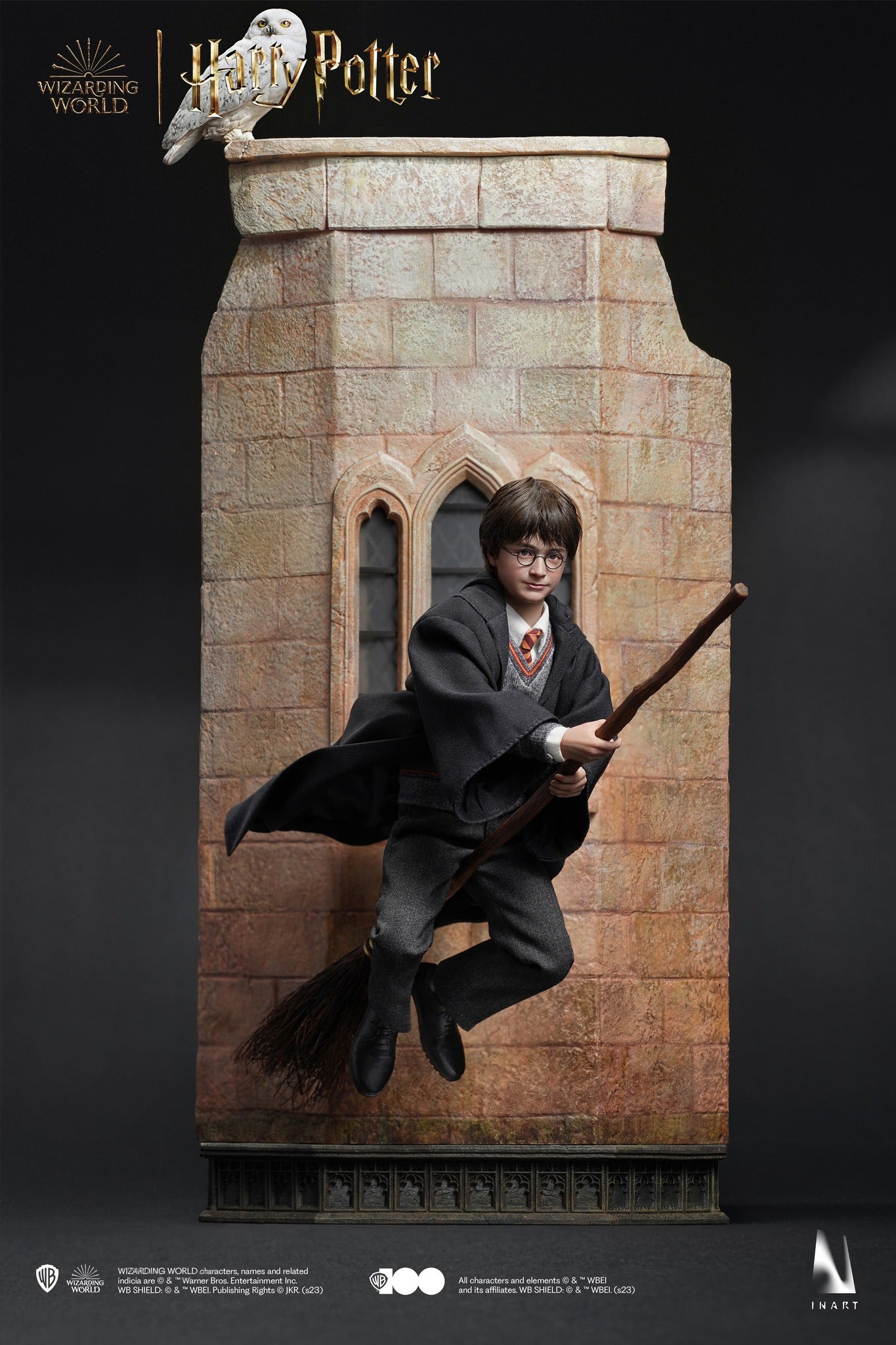 INART Harry Potter 1/6 Scale Collectible Figure - Deluxe Version