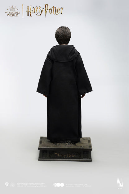 INART Harry Potter 1/6 Scale Collectible Figure - Deluxe Version