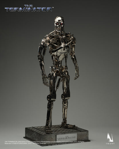 PRE-ORDER INART – The Terminator - T-800 Endoskeleton 1/6 Collectible Figure