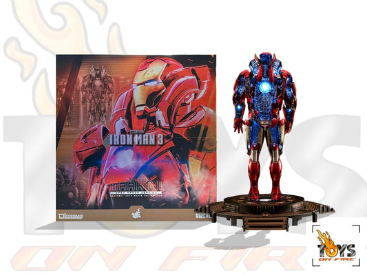 HOT TOYS DS004D51 IRON MAN 3 IRON MAN MARK VII (OPEN ARMOR VERSION) 1/6TH SCALE COLLECTIBLE