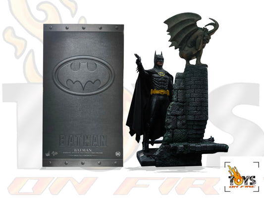 HOT TOYS MMS693 BATMAN (1989) BATMAN (DELUXE VERSION) 1/6TH SCALE COLLECTIBLE FIGURE