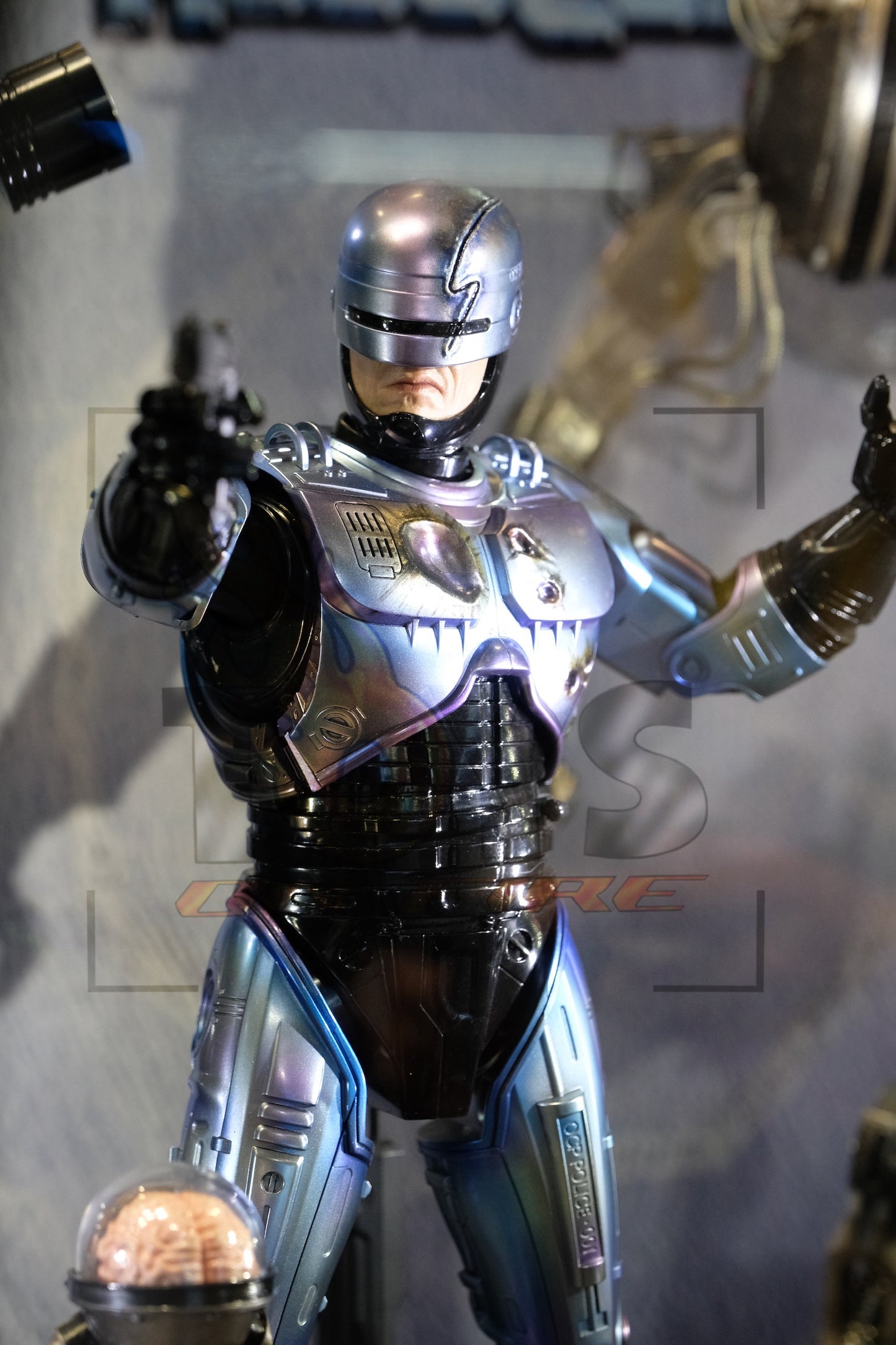 PRE-ORDER HOT TOYS MMS827 ROBOCOP 2 1/6TH SCALE COLLECTIBLE FIGURE (REGULAR)