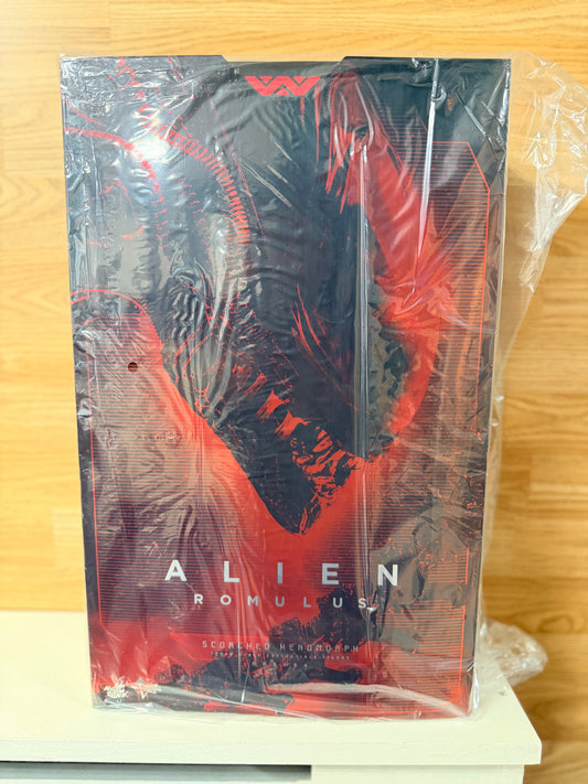READY TO SHIP🔥 HOT TOYS MMS784 ALIEN: ROMULUS SCORCHED XENOMORPH 1/6TH SCALE COLLECTIBLE FIGURE