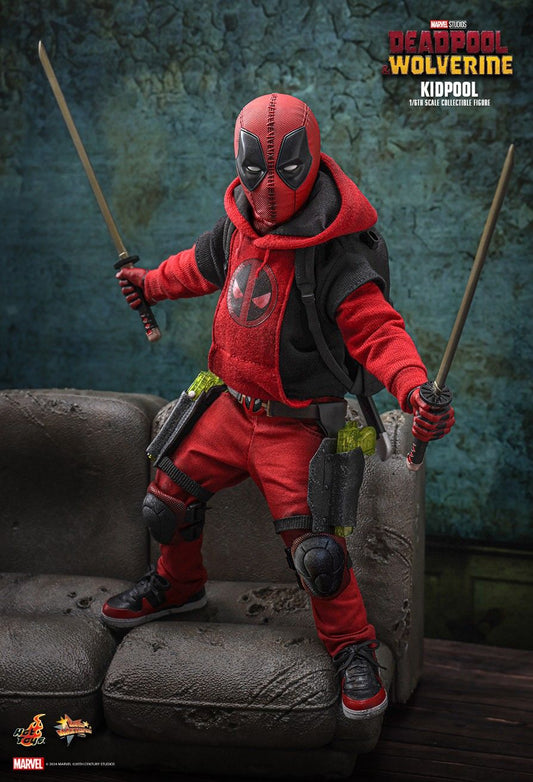 PRE-ORDER 1ST BATCH: HOT TOYS MMS763 DEADPOOL & WOLVERINE KIDPOOL 1/6TH SCALE COLLECTIBLE FIGURE