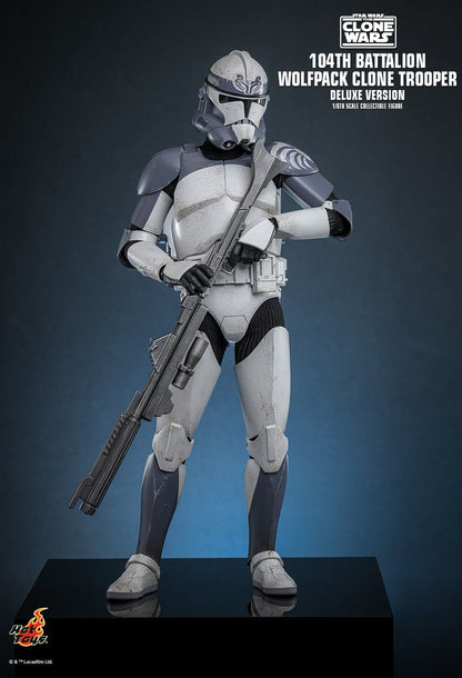 PRE-ORDER 1ST BATCH HOT TOYS TMS143 STAR WARS: THE CLONE WARS 104TH BATTALION WOLFPACK CLONE TROOPER (DELUXE VER.) 1/6TH SCALE COLLECTIBLE FIGURE